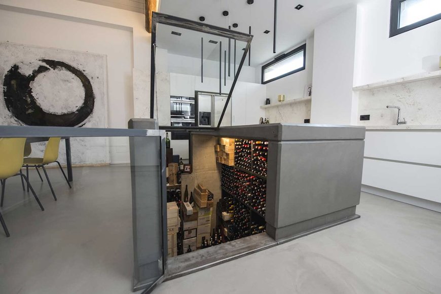 UN AMBIENTE NATO ATTORNO ALLA PASSIONE PER I VINI UTILIZZA LA TECNOLOGIA ABB PER CREARE UN’ABITAZIONE E UN LUOGO DI INCONTRO UNICI